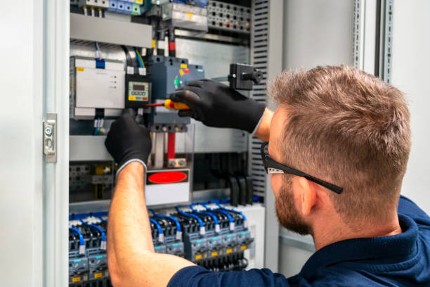 Best Affordable Emergency Electrician  in Cameron, MO